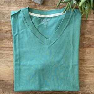 DKNY V-Neck Solid Green Tee Shirt